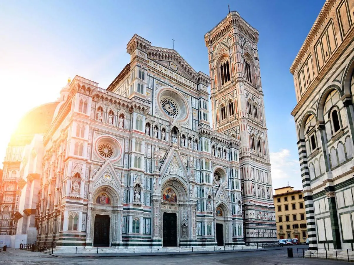 Guest house Home Faenza At Most Historical Center With Lift !!! Florence
