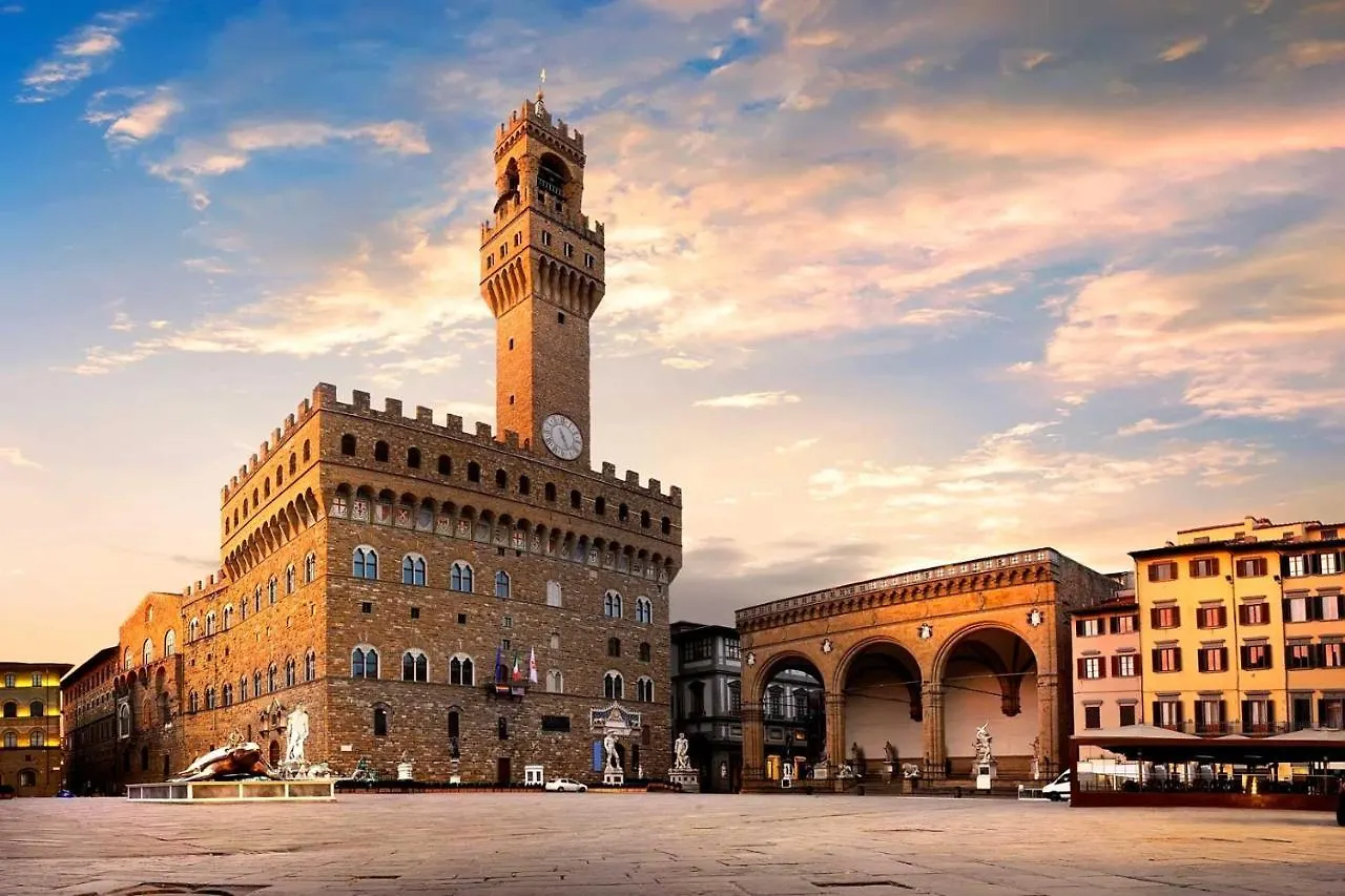 Casa Faenza At Most Historical Center With Lift !!! Firenze 0*,
