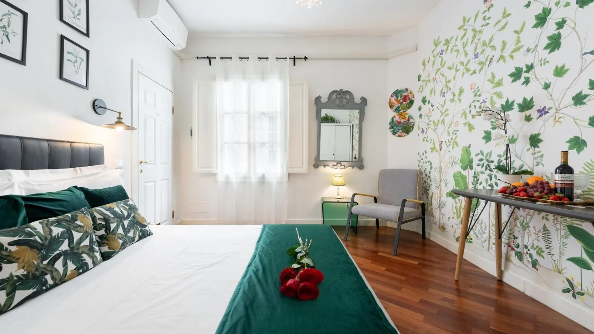 Casa Faenza At Most Historical Center With Lift !!! Firenze 0*,  Italia