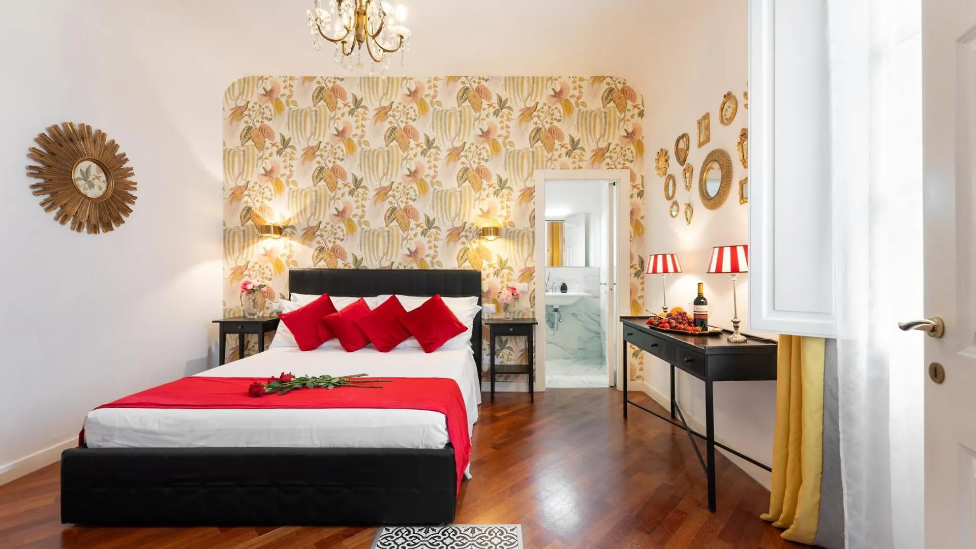 Casa Faenza At Most Historical Center With Lift !!! Florence Guest house